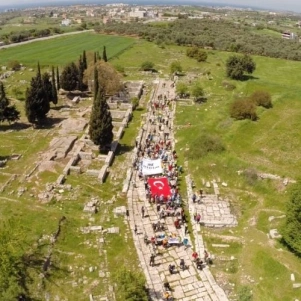 Kutsal Yol - 0